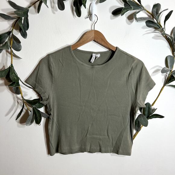 Divided Green Ribbed Short Sleeve Tee - Picture 1 of 4